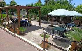 Mony'S Island B&B